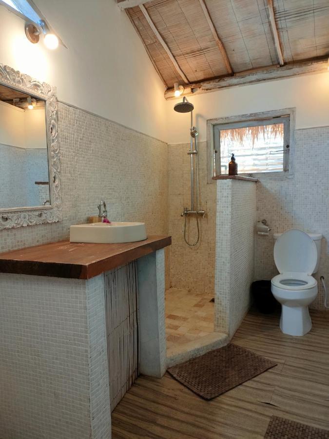 Villa Manis Gili Trawangan Exterior photo
